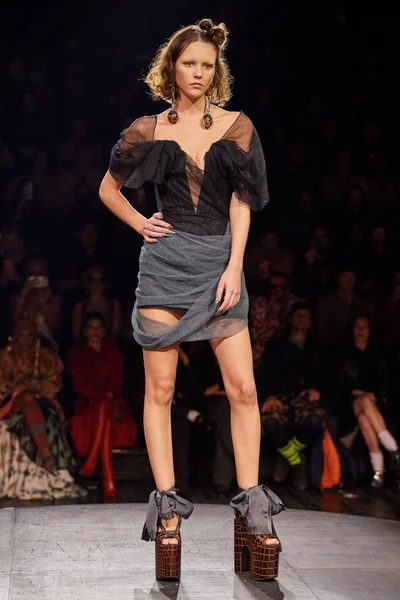 Look 44